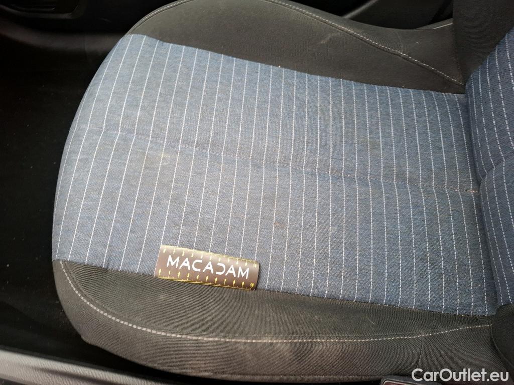  Peugeot  208  Premium 1.5 HDi 100CV BVM6 E6d #38