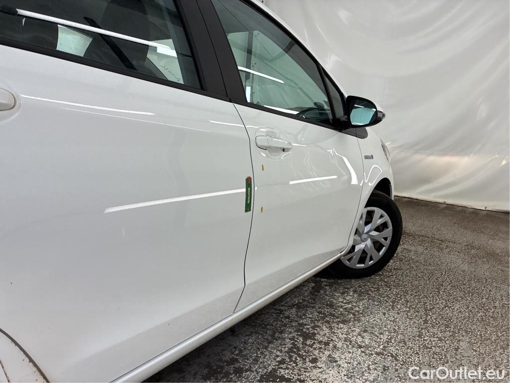  Toyota  Yaris  Hybride Affaires VU 5p Berline 1.5 VVT-I HYBRID AUTO France Business #1