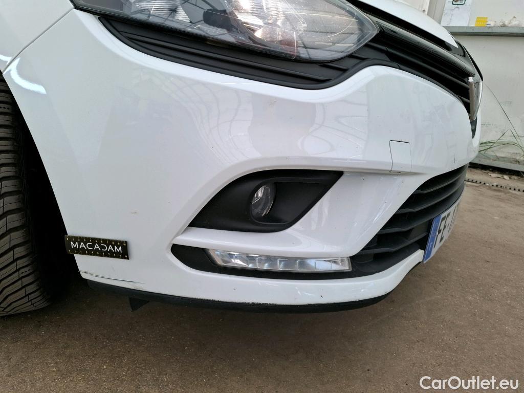  Renault  Clio  IV Air 1.5 dCi 75CV BVM5 E6 #1