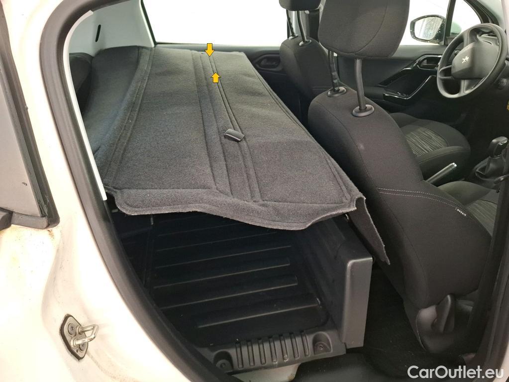  Peugeot  208  Affaire Premium 1.6 HDi 75CV BVM5 E6 #22