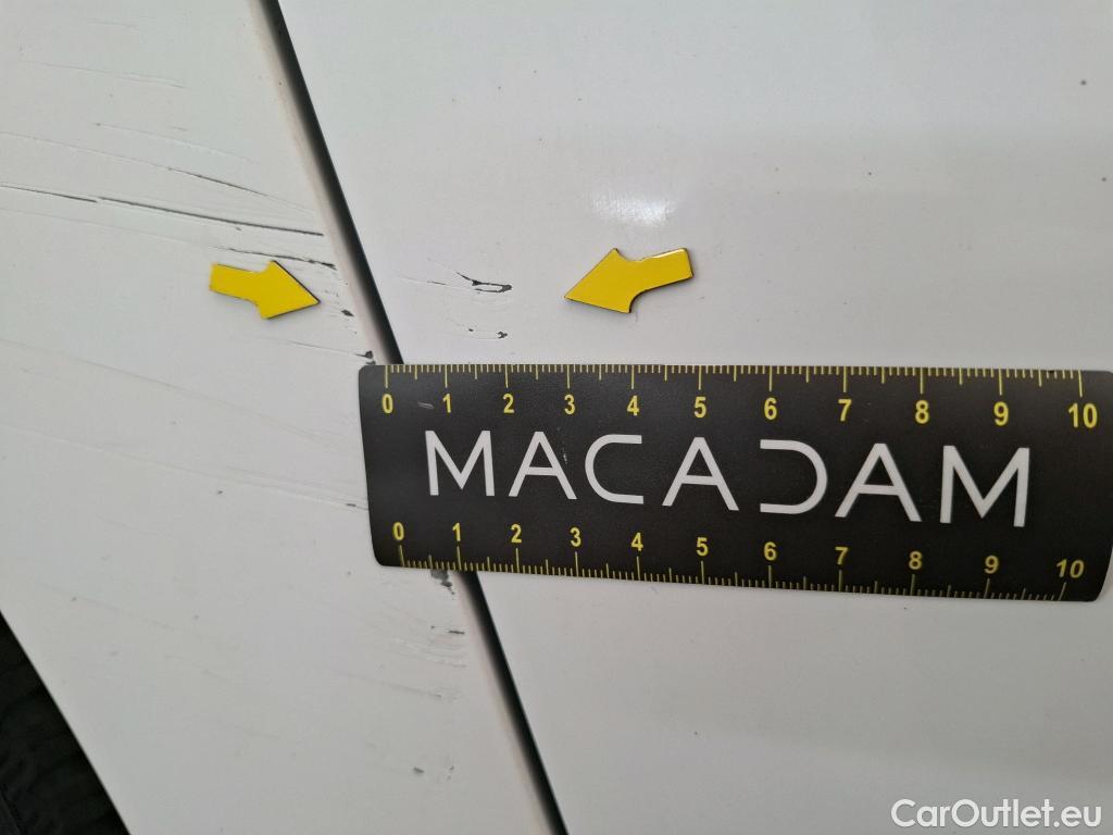  Peugeot  208  Premium 1.5 HDi 100CV BVM6 E6d #44