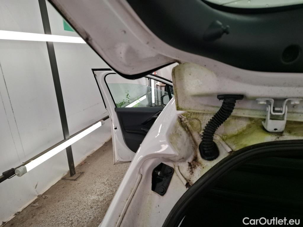  Peugeot  208  Affaire Premium 1.6 HDi 75CV BVM5 E6 #24