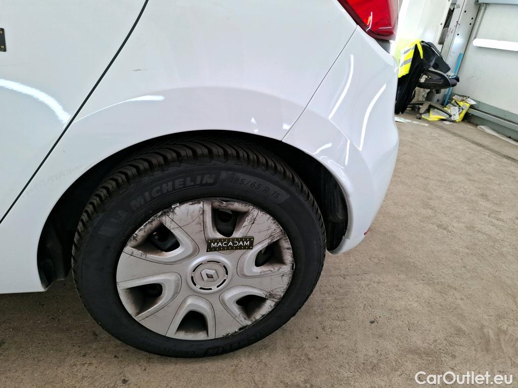  Renault  Clio  IV Air 1.5 dCi 75CV BVM5 E6 #11