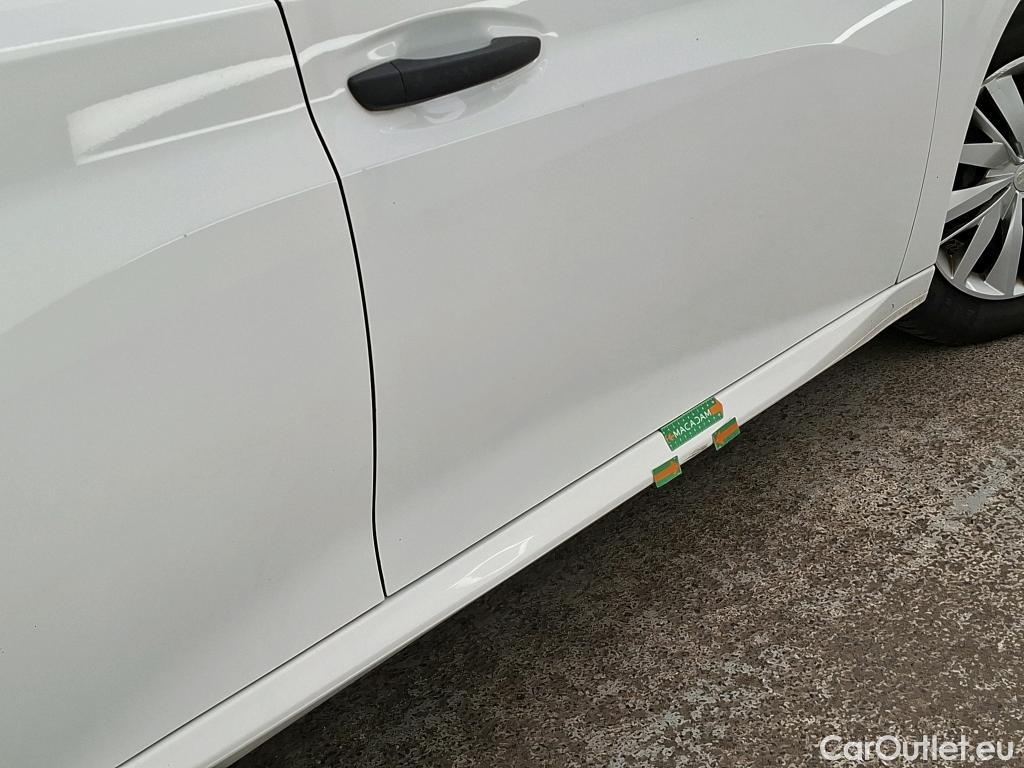  Peugeot  208  Premium 1.5 HDi 100CV BVM6 E6d #2