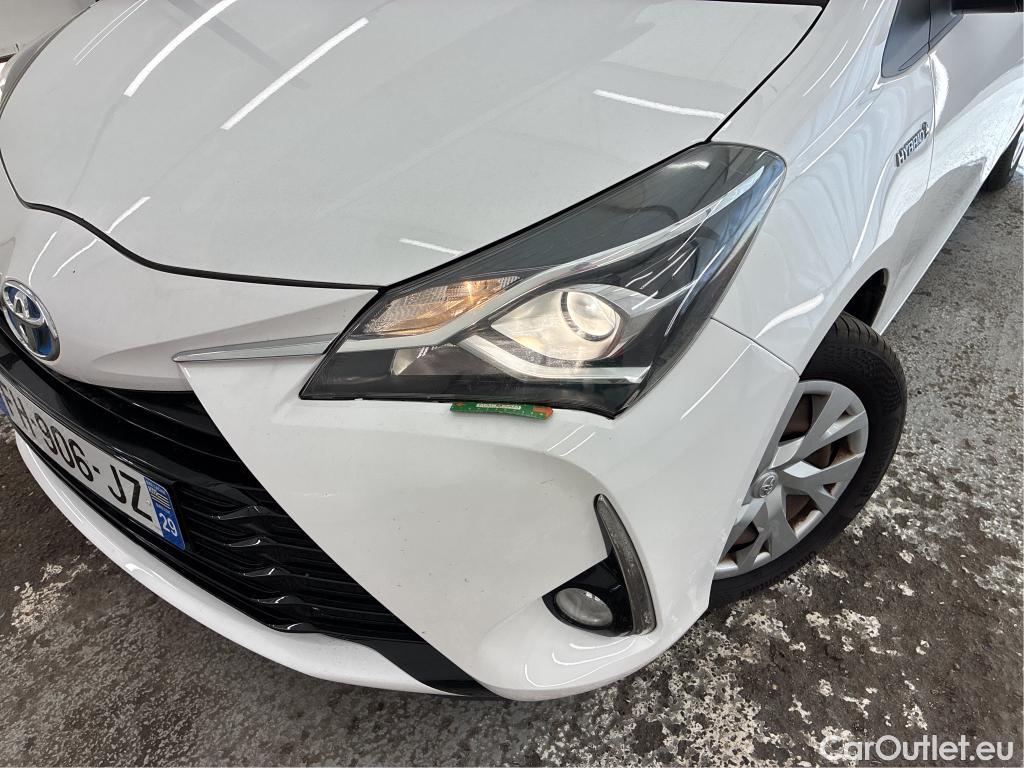  Toyota  Yaris  Hybride Affaires VU 5p Berline 1.5 VVT-I HYBRID AUTO France Business #25