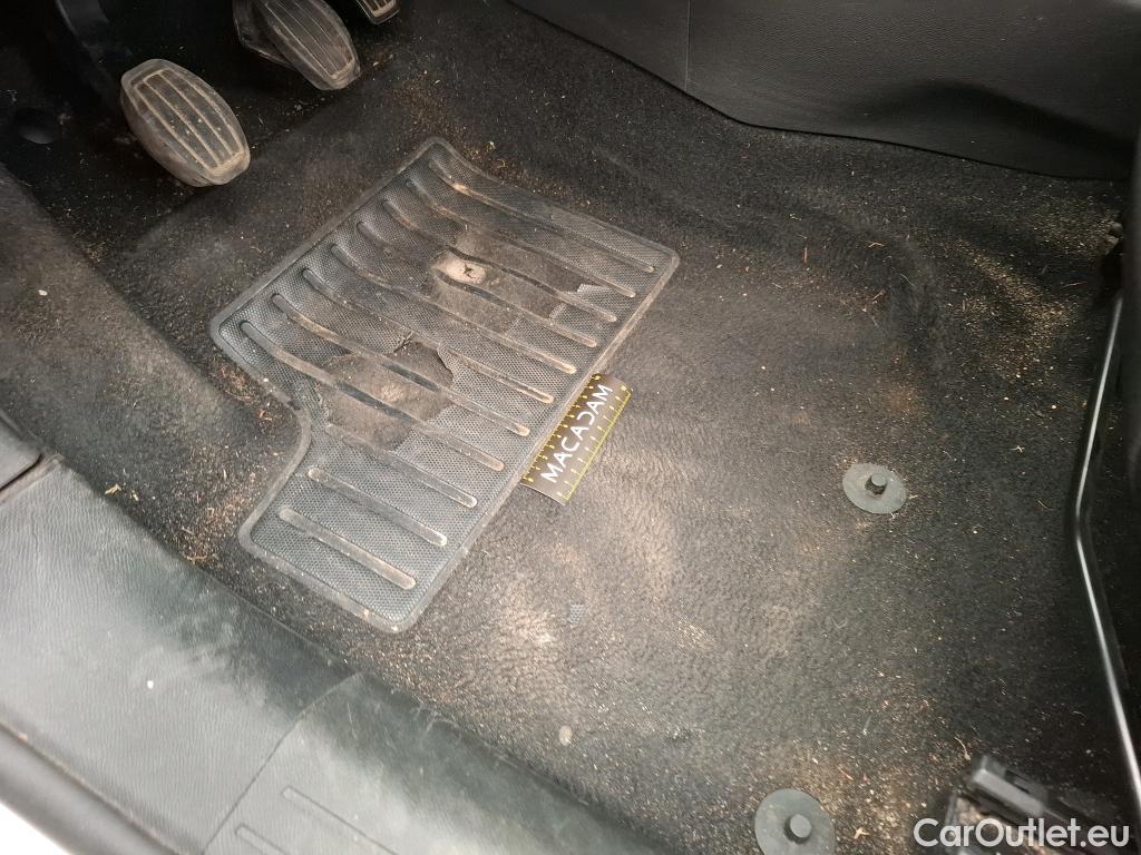  Peugeot  208  Premium 1.5 HDi 100CV BVM6 E6d #1