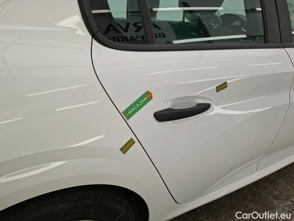  Peugeot  208  Premium 1.5 HDi 100CV BVM6 E6d #21