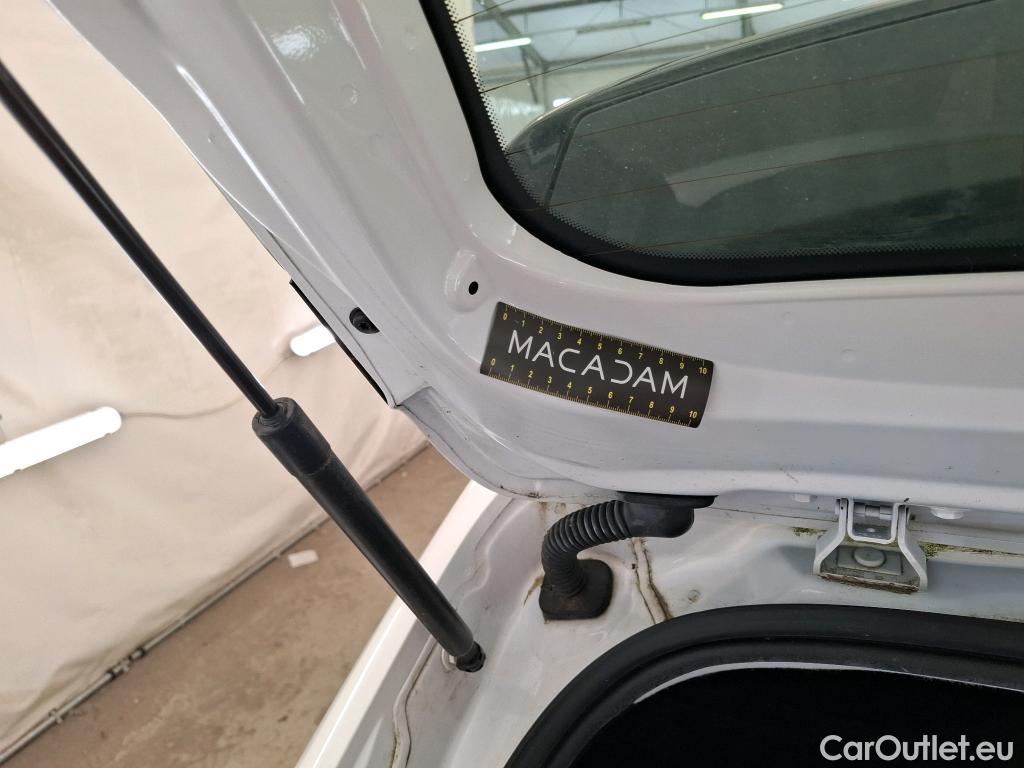  Peugeot  208  Premium 1.5 HDi 100CV BVM6 E6d #41