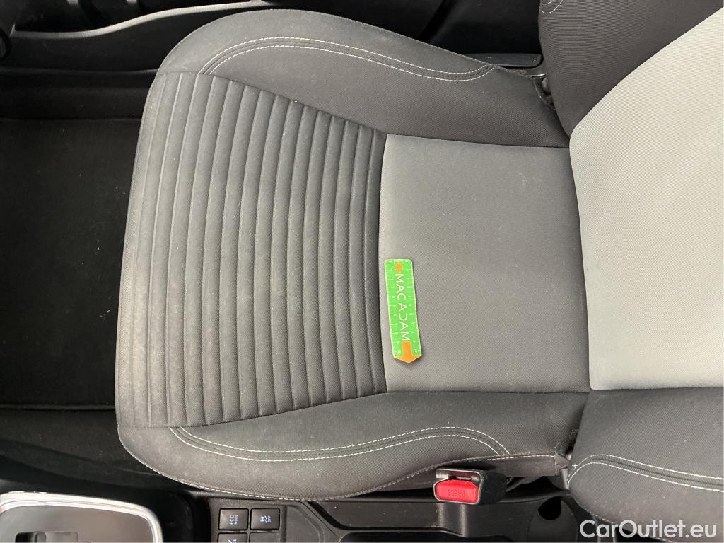  Toyota  Yaris  Hybride Affaires VU 5p Berline 1.5 VVT-I HYBRID AUTO France Business #28