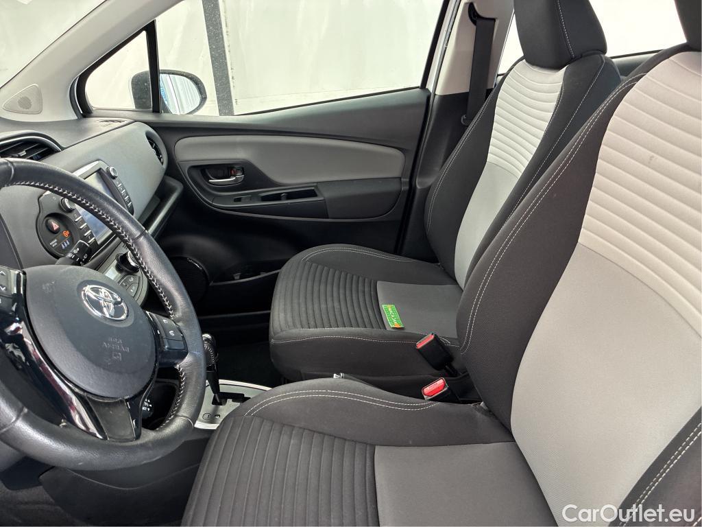  Toyota  Yaris  Hybride Affaires VU 5p Berline 1.5 VVT-I HYBRID AUTO France Business #27