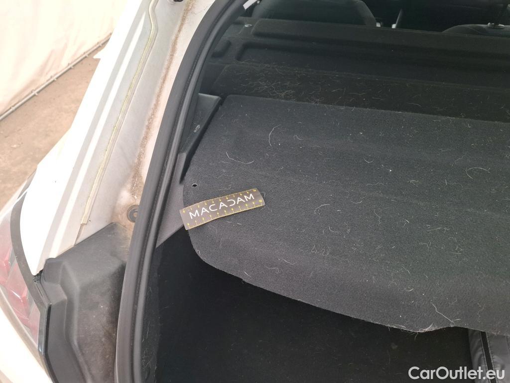  Peugeot  208  Premium 1.2 PureTech 75CV BVM5 E6d #53