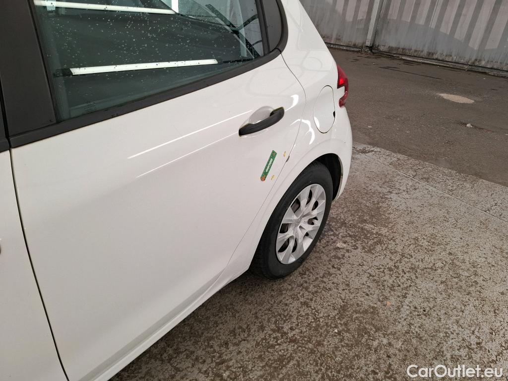  Peugeot  208  Affaire Premium 1.6 HDi 75CV BVM5 E6 #14