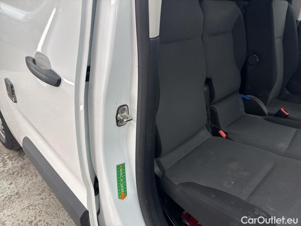  Citroen  Berlingo  Fourgon Driver XL 950 1.5 BlueHDi 100CV BVM5 E6dT #32
