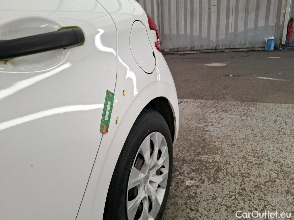  Peugeot  208  Affaire Premium 1.6 HDi 75CV BVM5 E6 #7