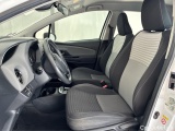  Toyota  Yaris  Hybride Affaires VU 5p Berline 1.5 VVT-I HYBRID AUTO France Business #8