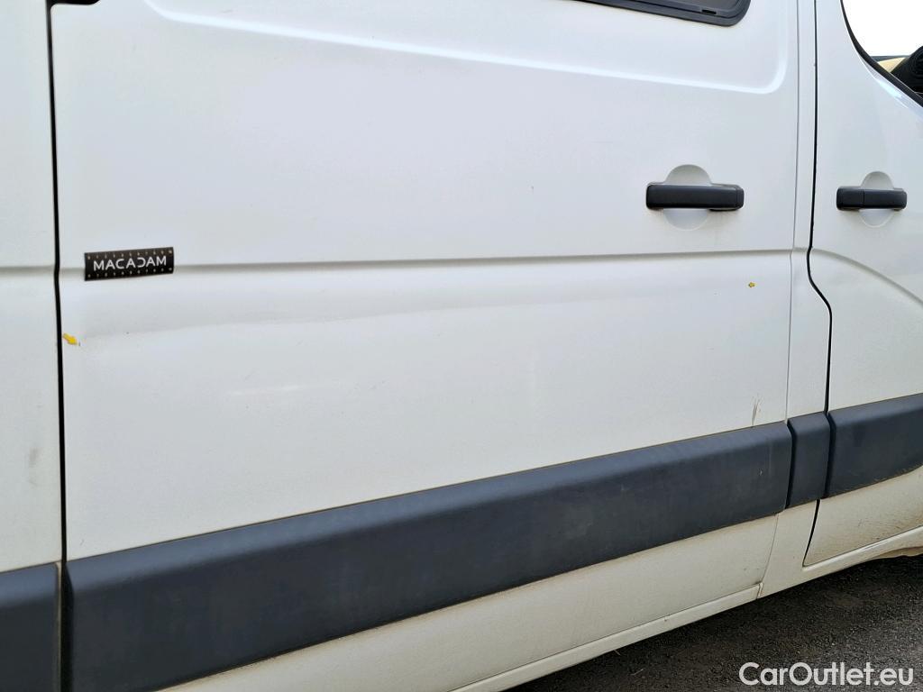  Renault  Master RENAULT  VU 4p Fourgon CA GC F3500 L2H2 Energy dCi 12 #2
