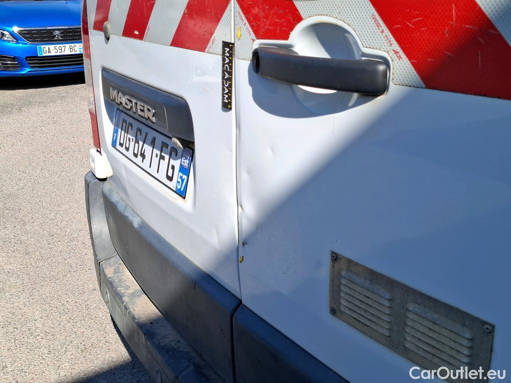  Renault  Master RENAULT  VU 4p Fourgon CA GC F3500 L2H2 Energy dCi 12 #11