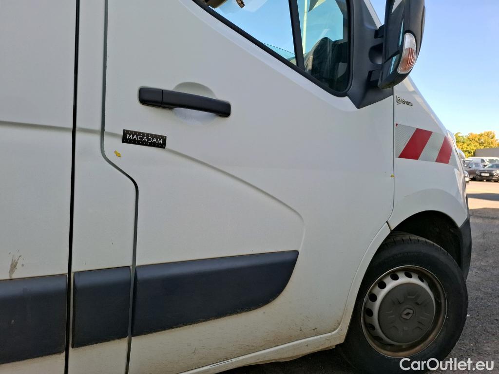  Renault  Master RENAULT  VU 4p Fourgon CA GC F3500 L2H2 Energy dCi 12 #5
