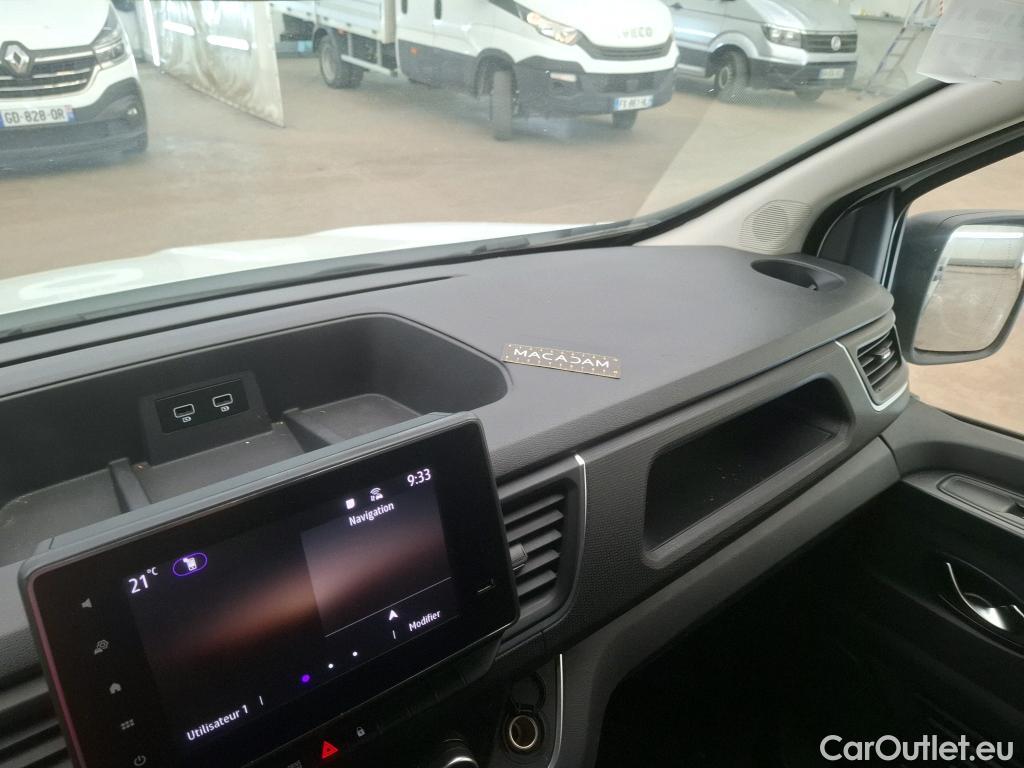  Renault  Trafic  Fourgon L1H1 2T8 Grand Confort 2.0 dCi 150CV BVA6 E6d #24