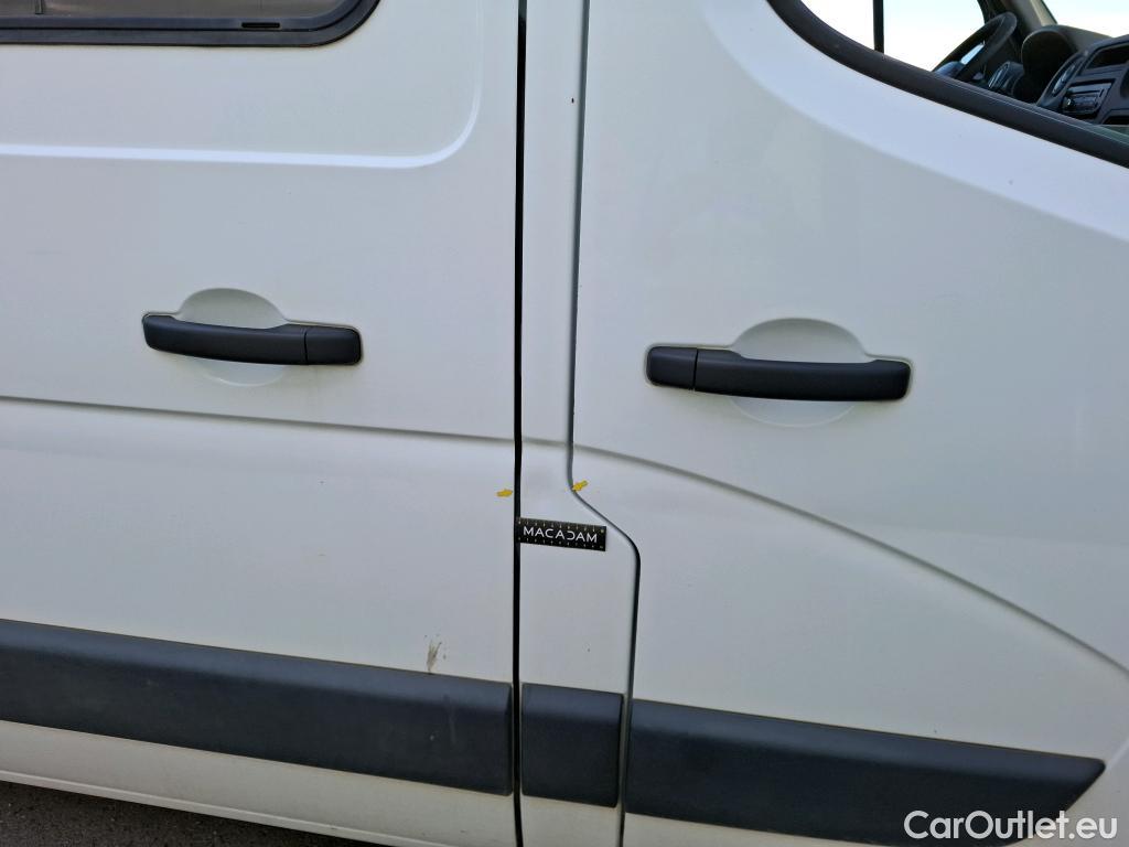 Renault  Master RENAULT  VU 4p Fourgon CA GC F3500 L2H2 Energy dCi 12 #33