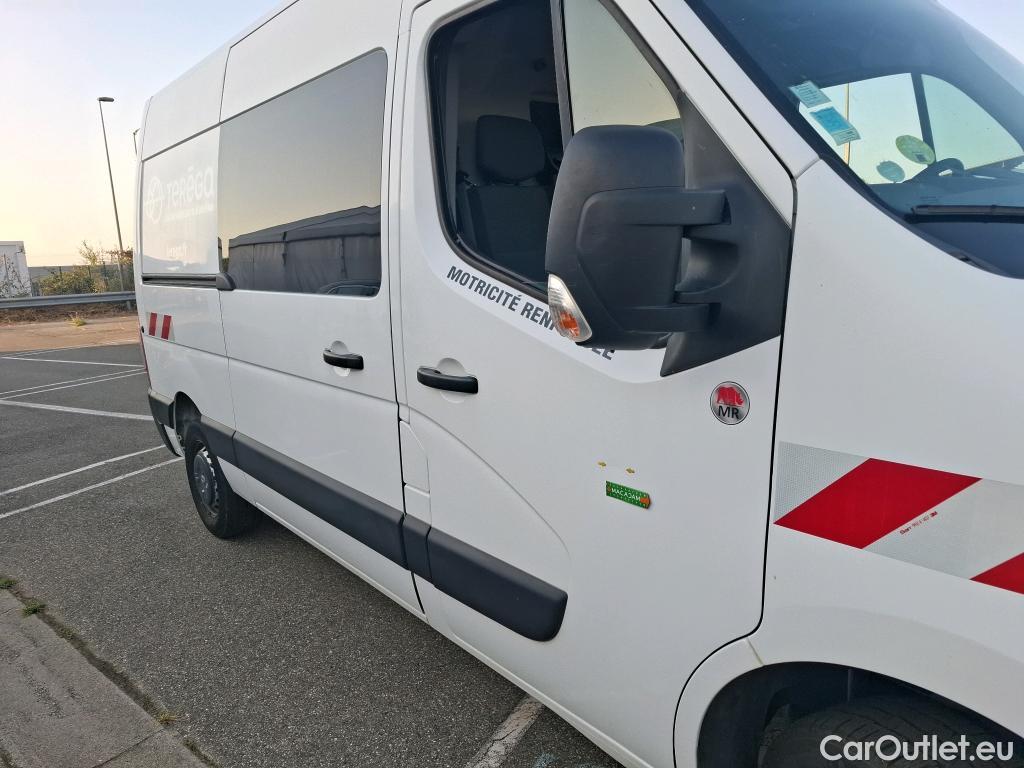  Renault  Master  III Fourgon L2H2 3 5 Grand Confort dCi #11