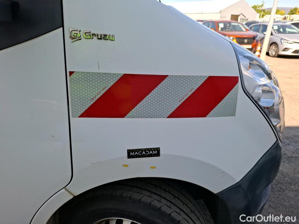  Renault  Master RENAULT  VU 4p Fourgon CA GC F3500 L2H2 Energy dCi 12 #29