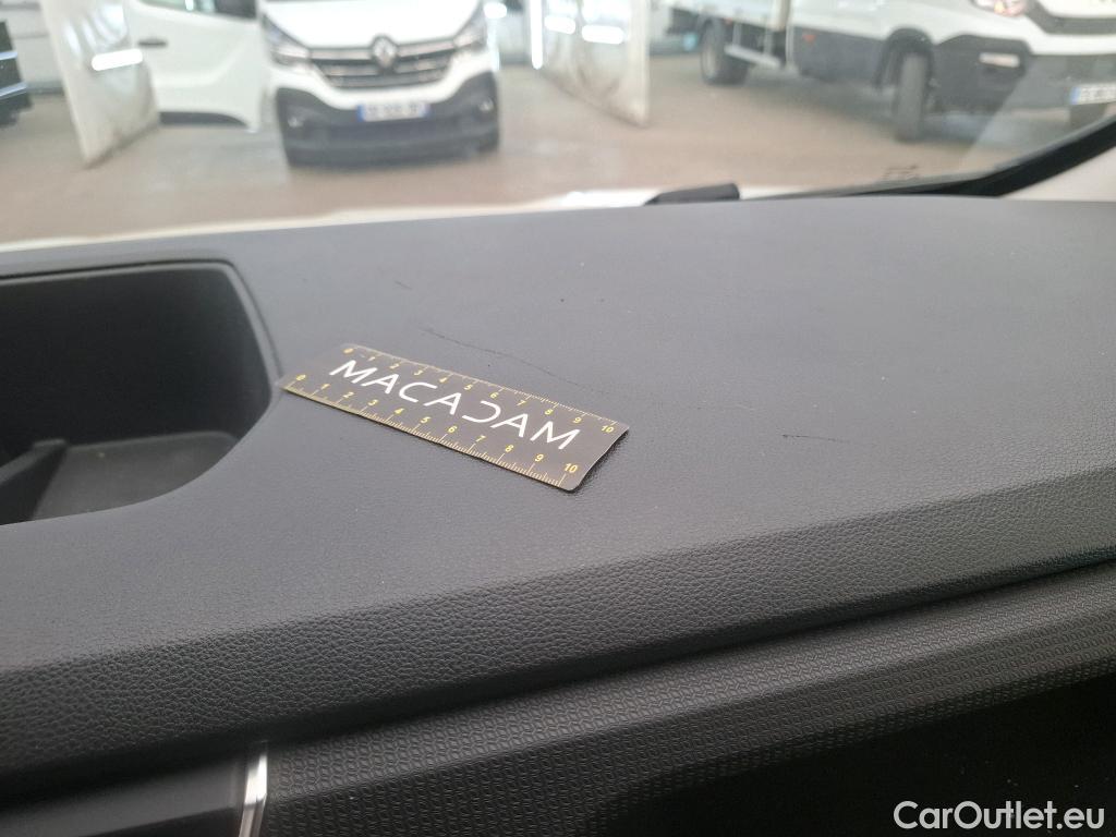  Renault  Trafic  Fourgon L1H1 2T8 Grand Confort 2.0 dCi 150CV BVA6 E6d #26