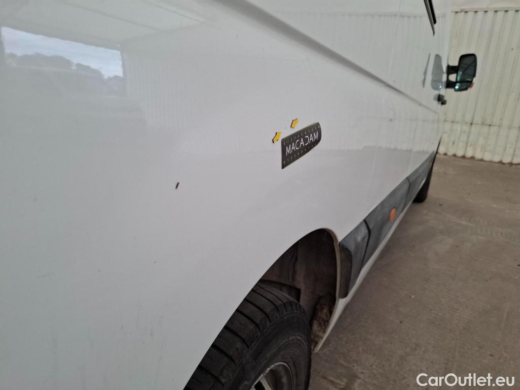 Renault  Master RENAULT  / 2019 / 4P / Fourgon tôlé FG Tr GCF F3500 L3H2 Blue dCi 135 #58