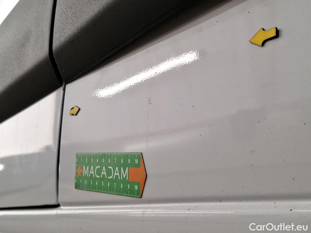  Peugeot  Partner PEUGEOT  / 2018 / 4P / Fourgonnette BHDI 100 S&S STANDARD 650KG PREMIUM #4