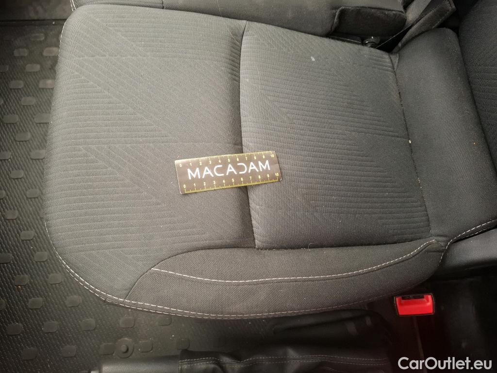  Renault  Trafic  Fourgon L1H1 2T8 Grand Confort 2.0 dCi 150CV BVA6 E6d #37