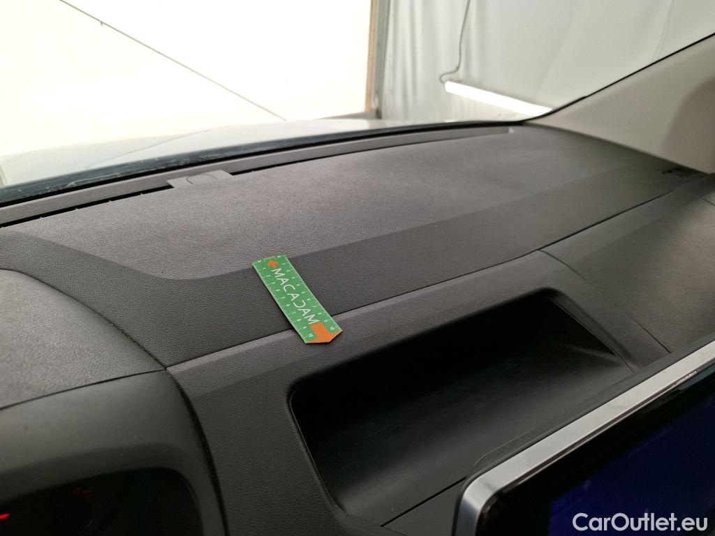  Peugeot  Partner PEUGEOT  / 2018 / 4P / Fourgonnette BHDI 100 S&S STANDARD 650KG PREMIUM #35