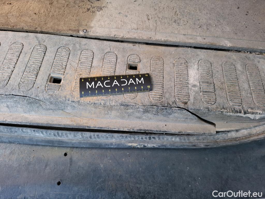  Renault  Master RENAULT  VU 4p Fourgon CA GC F3500 L2H2 Energy dCi 12 #25