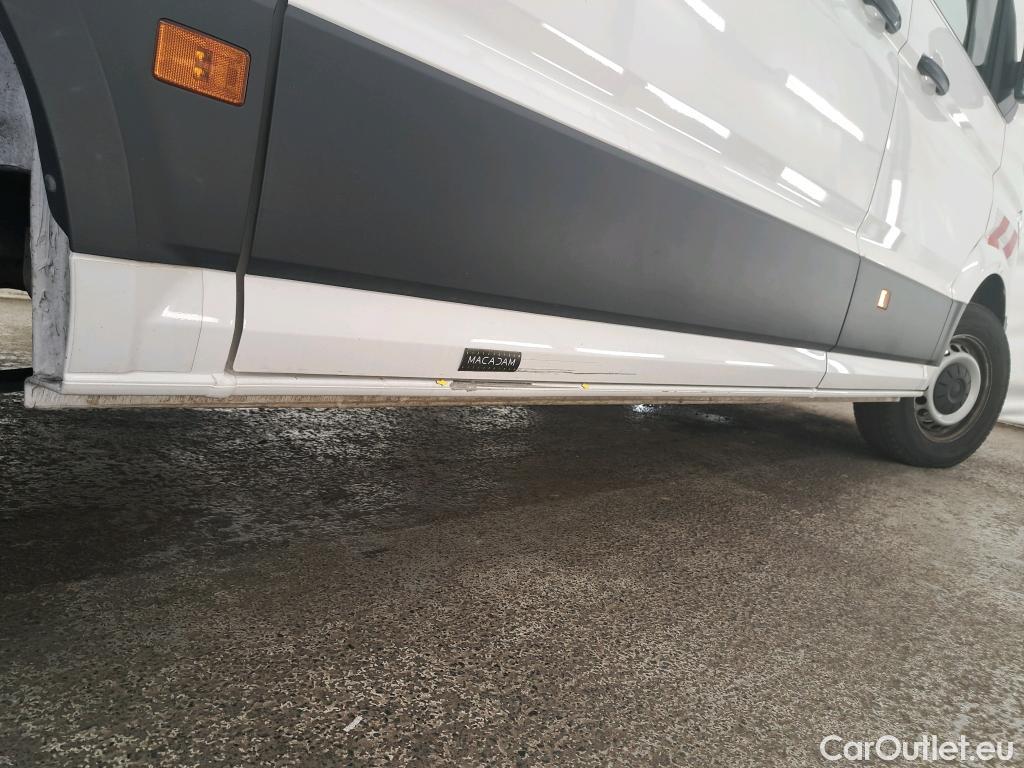  Volkswagen  Crafter  Fourgon Fourgon 35 mittlerer Radstand mit Hochdach FWD 2.0 140CV BVM6 #12