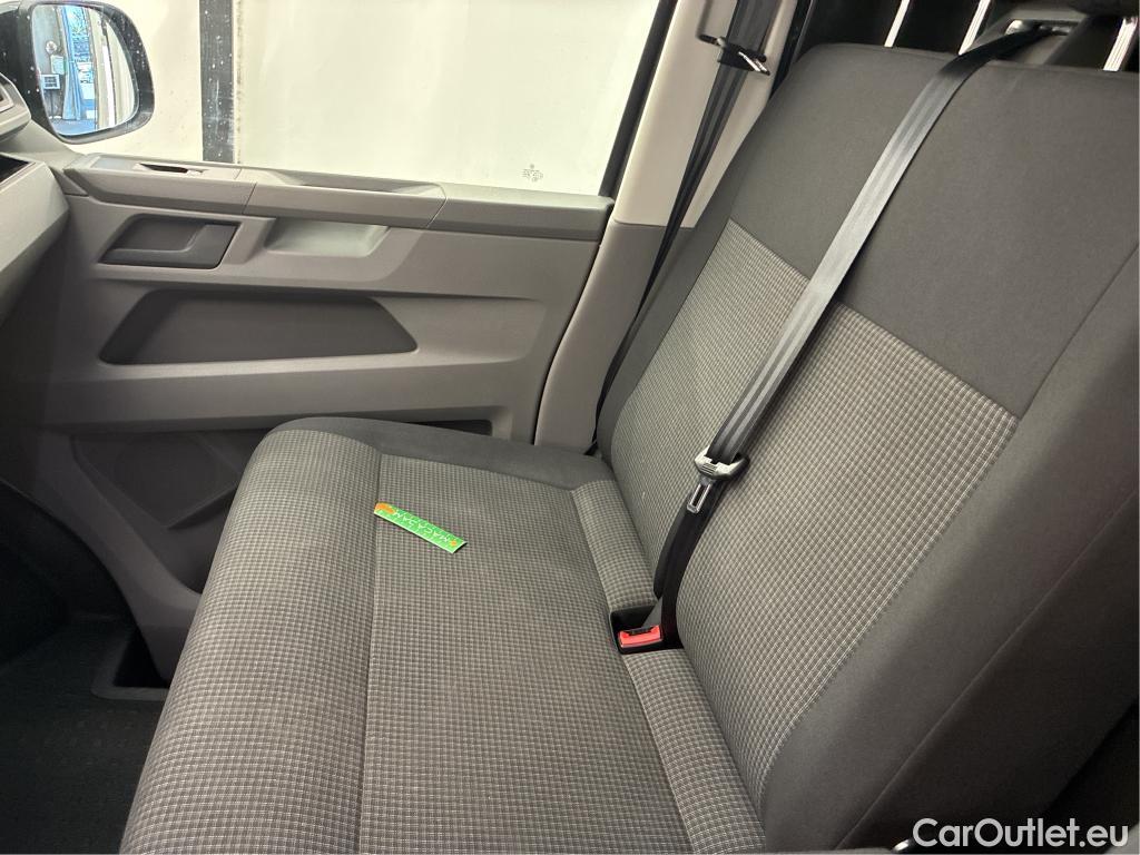  Volkswagen  Transporter VOLKSWAGEN  / 2019 / 4P / Fourgon tôlé 2.0 TDi 150 DSG7 L1H1 Edition #19