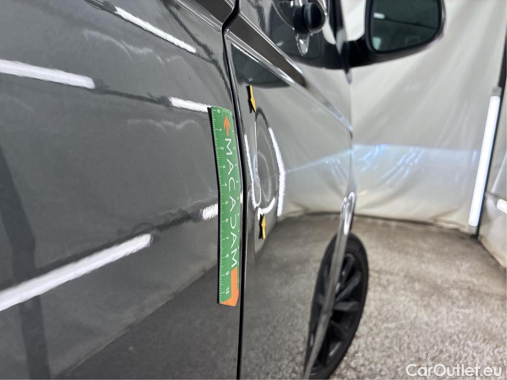  Volkswagen  Transporter VOLKSWAGEN  / 2019 / 4P / Fourgon tôlé 2.0 TDi 150 DSG7 L1H1 Edition #16