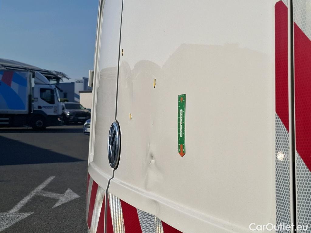  Volkswagen  Crafter  Fourgon Fourgon 35 mittlerer Radstand mit Hochdach FWD 2.0 140CV BVM6 #2