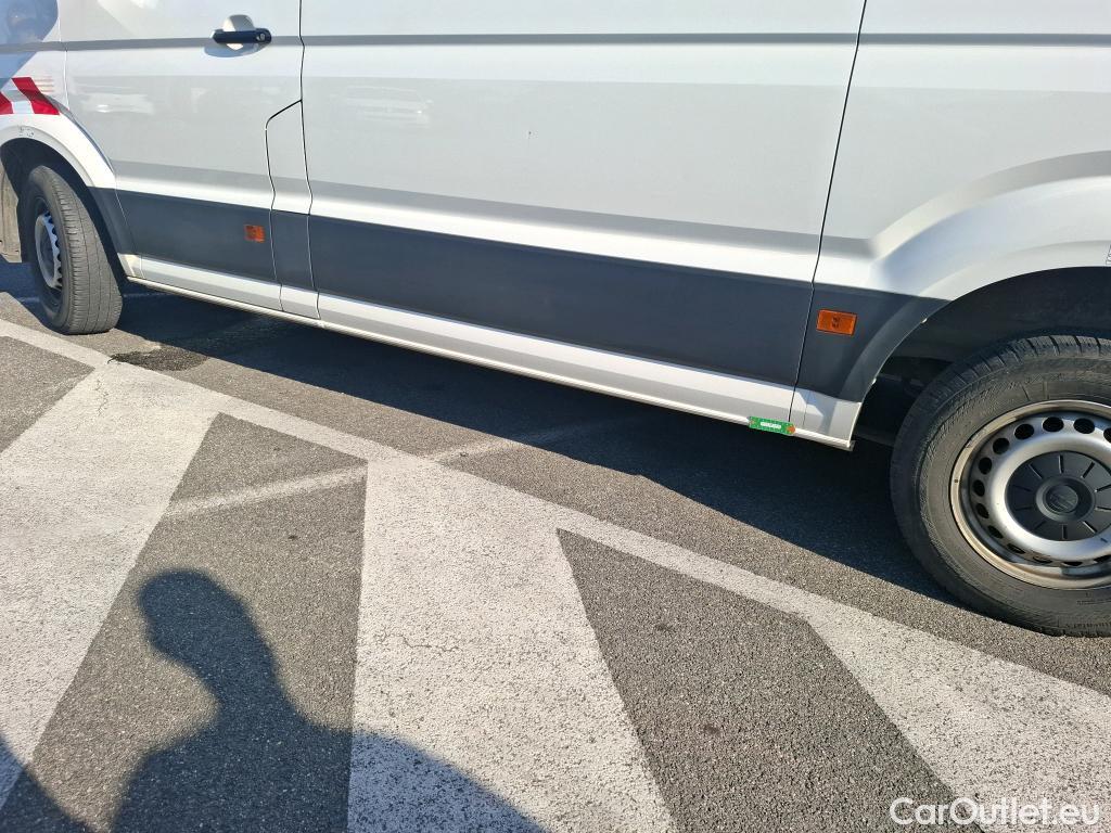  Volkswagen  Crafter  Fourgon Fourgon 35 mittlerer Radstand mit Hochdach FWD 2.0 140CV BVM6 #18