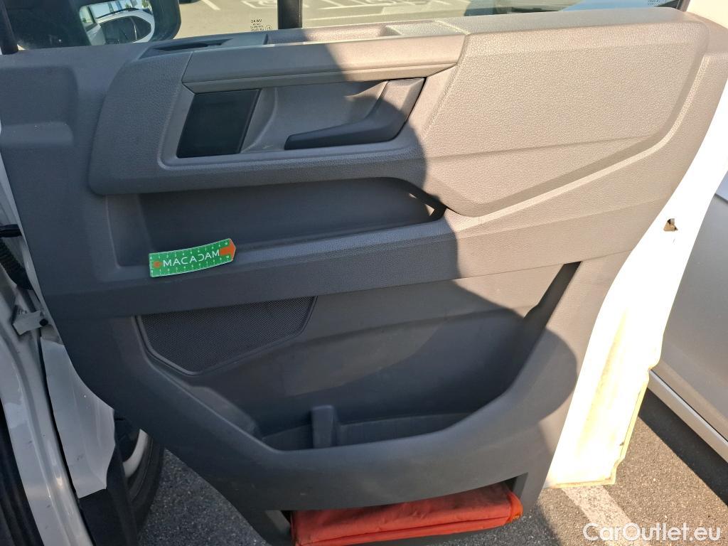  Volkswagen  Crafter  Fourgon Fourgon 35 mittlerer Radstand mit Hochdach FWD 2.0 140CV BVM6 #32