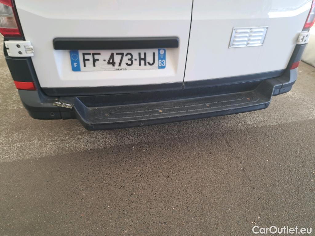  Volkswagen  Crafter  Fourgon Fourgon 35 mittlerer Radstand mit Hochdach FWD 2.0 140CV BVM6 #1