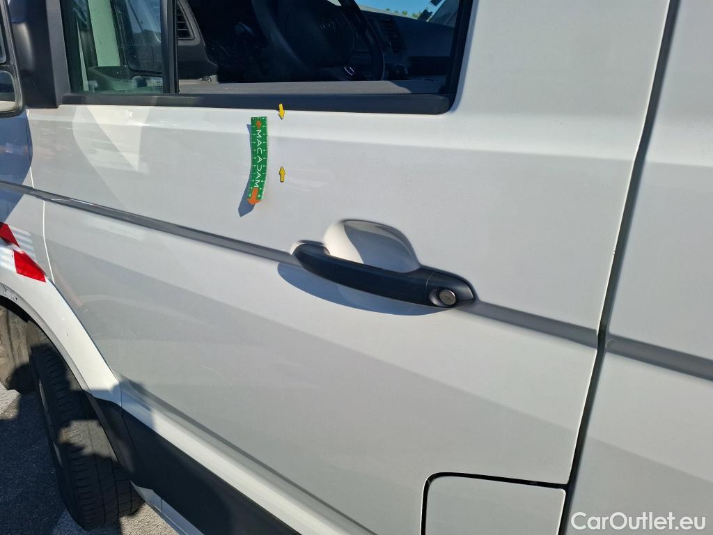  Volkswagen  Crafter  Fourgon Fourgon 35 mittlerer Radstand mit Hochdach FWD 2.0 140CV BVM6 #13