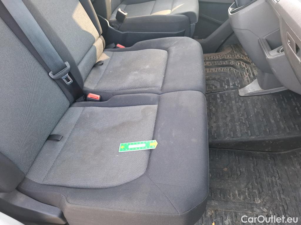 Volkswagen  Crafter  Fourgon Fourgon 35 mittlerer Radstand mit Hochdach FWD 2.0 140CV BVM6 #26