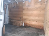  Volkswagen  Crafter  Fourgon Fourgon 35 mittlerer Radstand mit Hochdach FWD 2.0 140CV BVM6 #9
