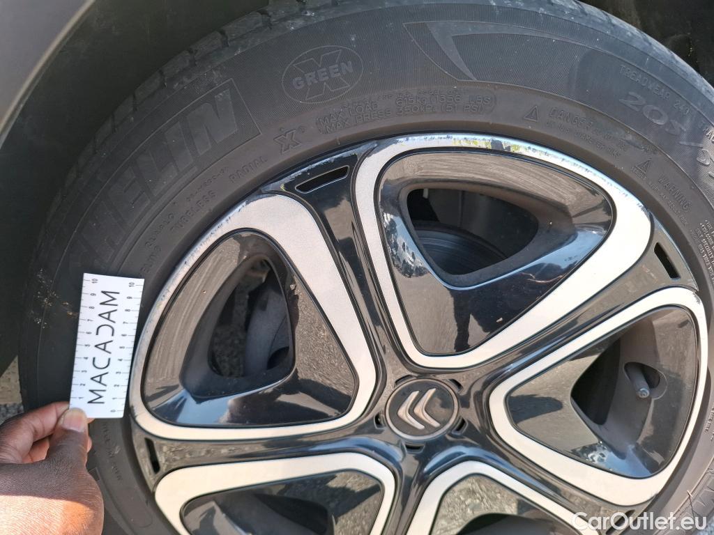  Citroen  C3 CITROEN  / 2016 / 5P / Berline PureTech 110 S&S BVM6 Shine Business #2