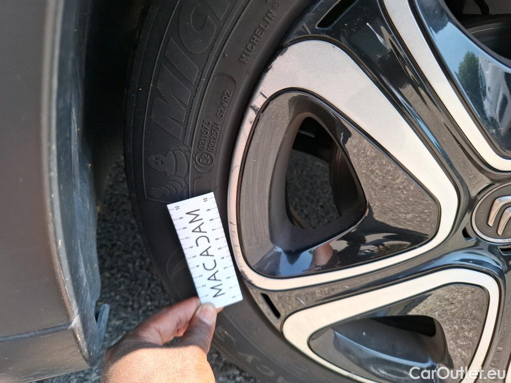  Citroen  C3 CITROEN  / 2016 / 5P / Berline PureTech 110 S&S BVM6 Shine Business #4