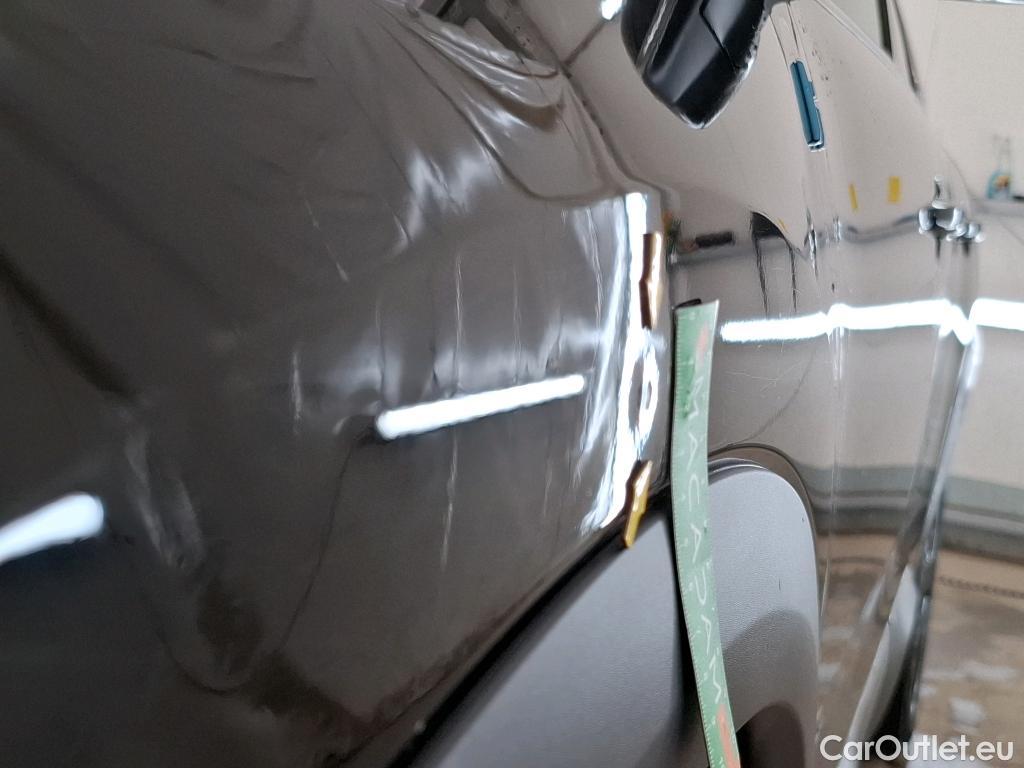  Citroen  C5 Aircross CITROEN  / 2018 / 5P / SUV Hybrid 225 ë-EAT8 Shine #4