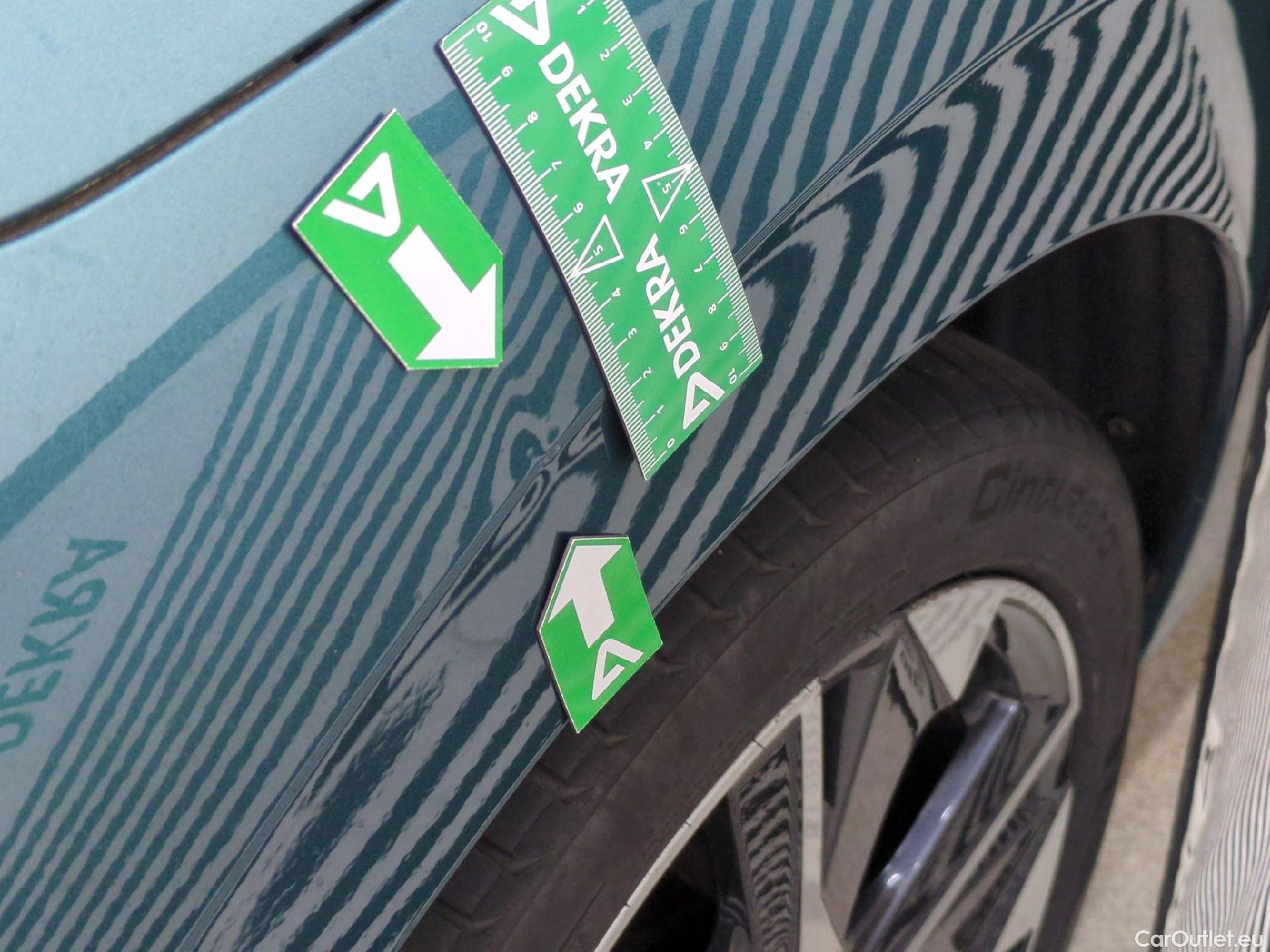  Peugeot  308 PEUGEOT  SW / 2021 / 5P / Break PHEV 180 E-EAT8 ALLURE PACK #24