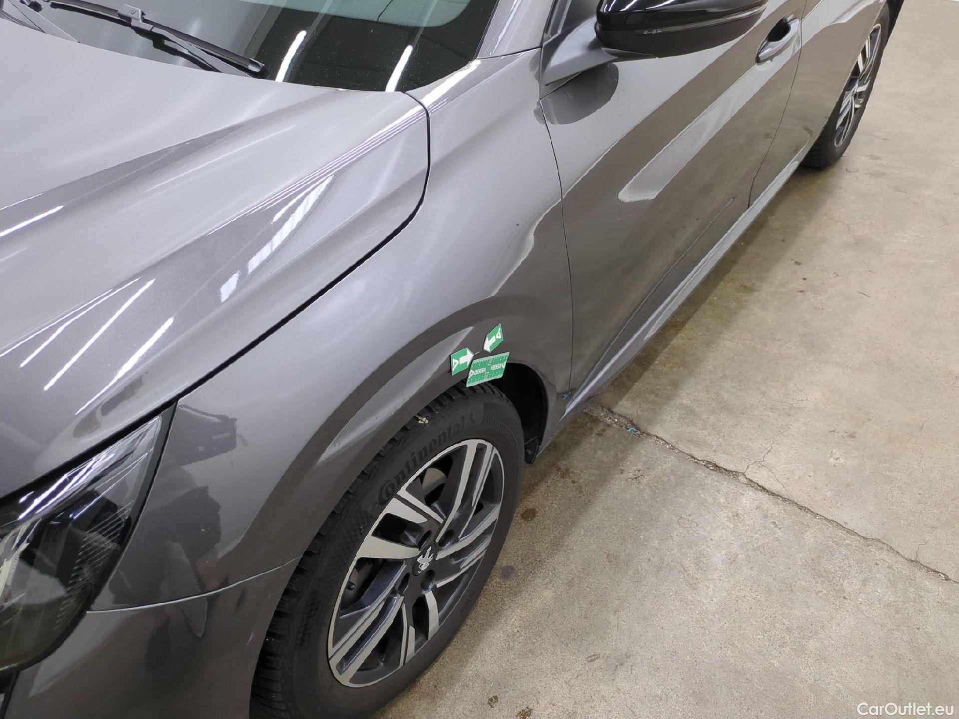  Peugeot  208  Allure Pack 1.2 PureTech 100CV BVA8 E6d #19