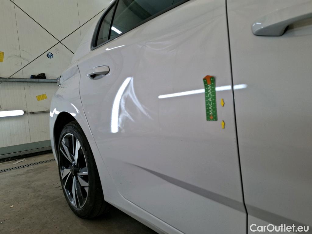  Peugeot  308 PEUGEOT  / 2021 / 5P / Berline PHEV 180 E-EAT8 ACTIVE PACK #23