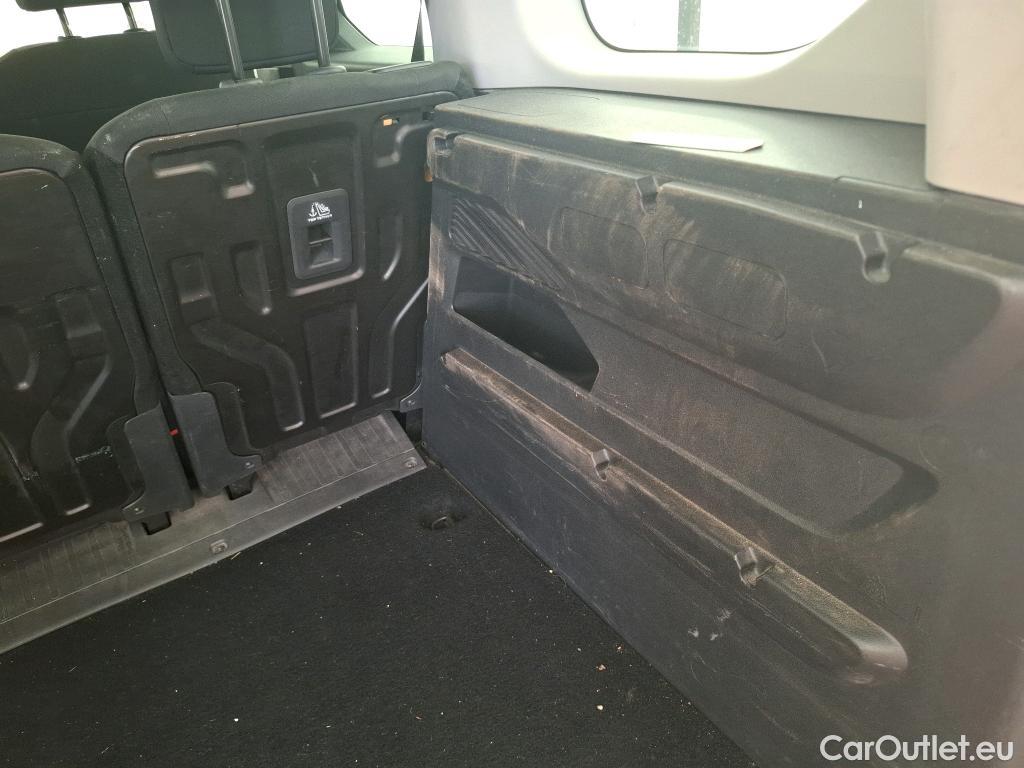  Peugeot  RIFTER  Active L1 1.2 PureTech 110CV BVM6 E6dT #1