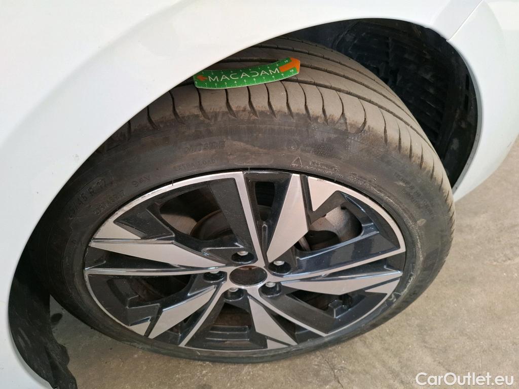  Peugeot  308 PEUGEOT  / 2021 / 5P / Berline PHEV 180 E-EAT8 ACTIVE PACK #10
